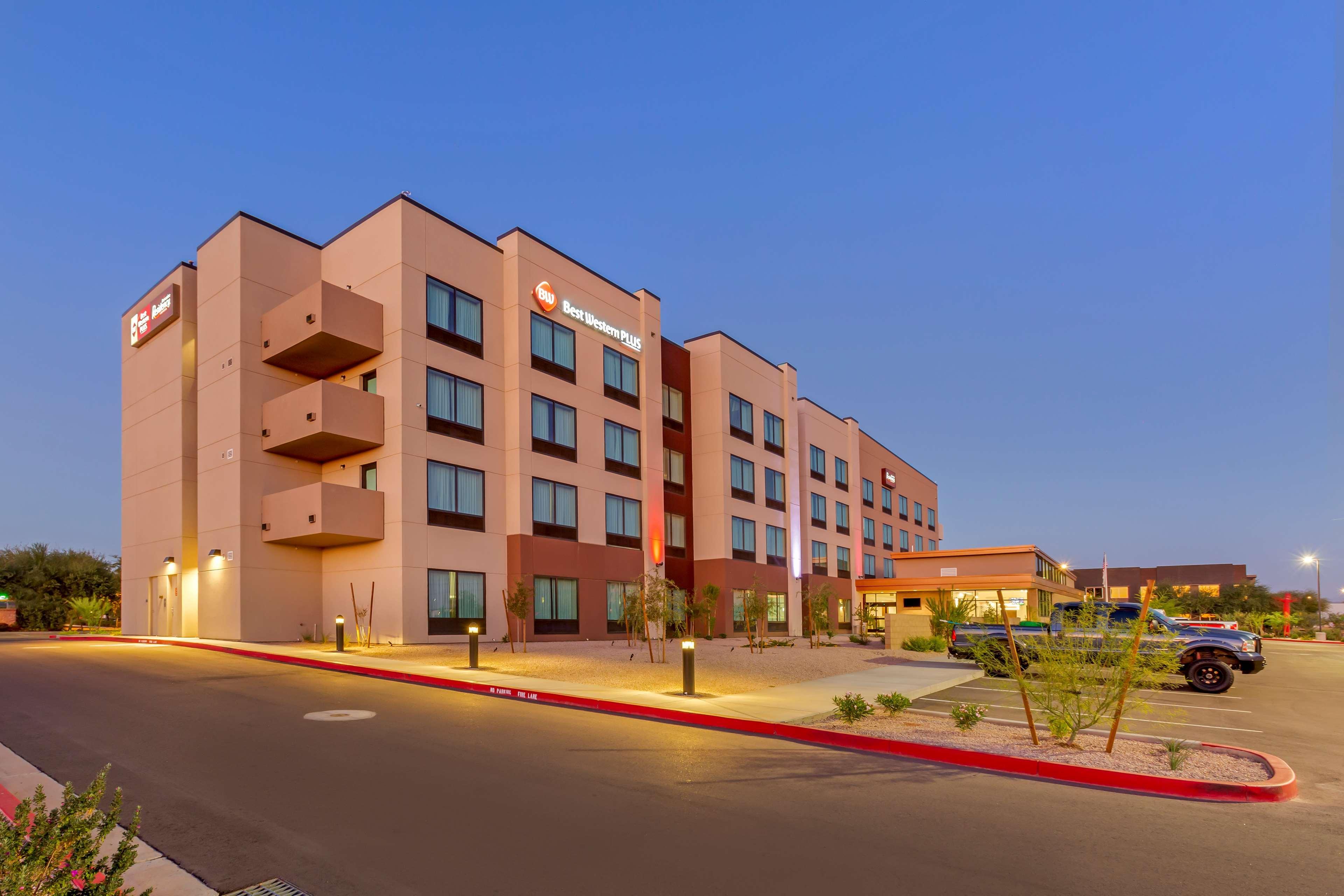 Best Western Plus Executive Residency Phoenix North Happy Valley Esterno foto